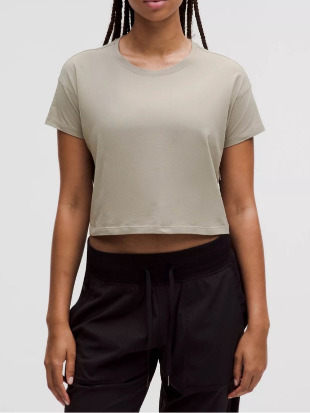 Lululemon athletica Cates Tee. Size 2. Colour: riverstone. NWT.